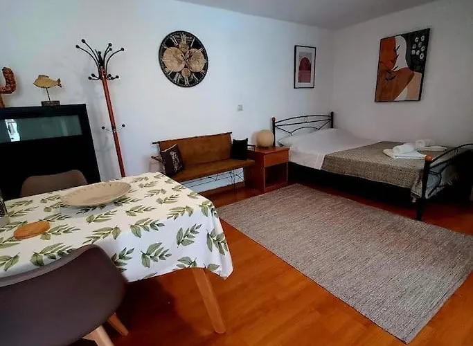 New In The City! Prázdninový dům Kos